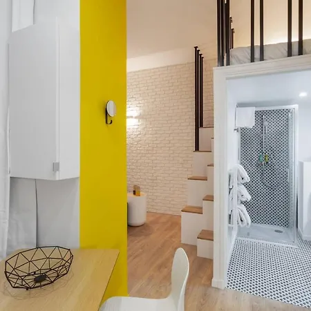 Apartment Chic Saint-germain-des-pres For 4 - Prime Location Paris