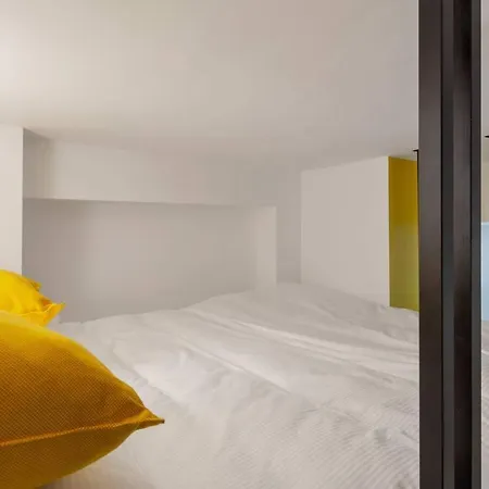 Chic Saint-germain-des-pres For 4 - Prime Location Apartment